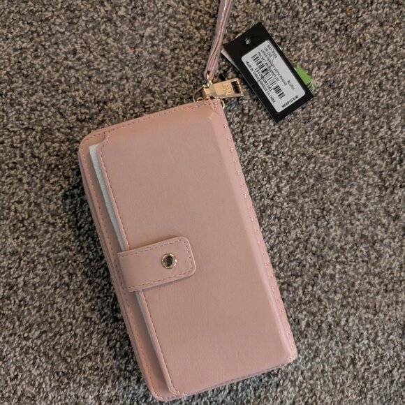 Badgley Mishka Quilted Wristlet Wallet with Phone Holder - Picture 2 of 2